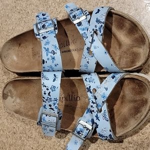 Birkenstock Papillio Blue Floral Pattern Sandals Narrow Woman's  Sz 9 Men's 7